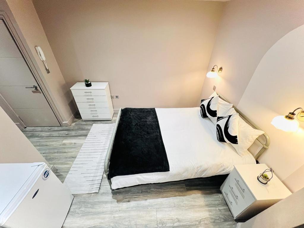 London Crescent House Top Location Ensuites Rooms Great Value Dış mekan fotoğraf
