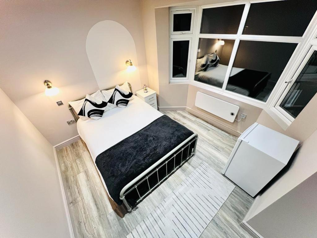 London Crescent House Top Location Ensuites Rooms Great Value Dış mekan fotoğraf